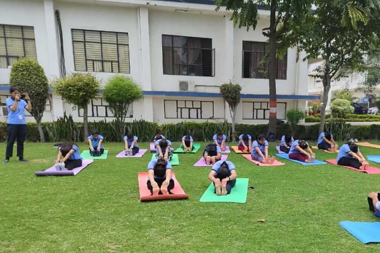 Institute of Advanced Management and Research, Ghaziabad