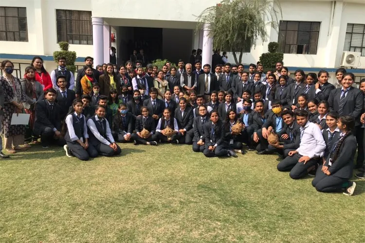 Institute of Advanced Management and Research, Ghaziabad