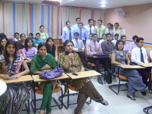 Institute of Finance Banking and Insurance, Mumbai