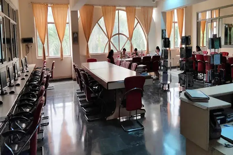 Institute of Information Technology and Management, New Delhi