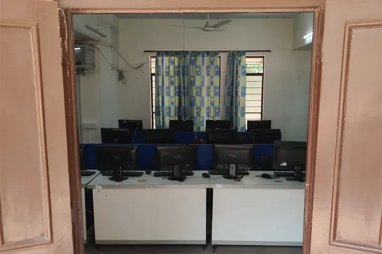 Institute of Management Development and Research, Pune