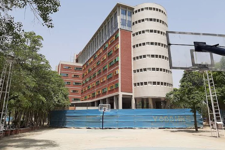 Institute of Management Technology, Ghaziabad