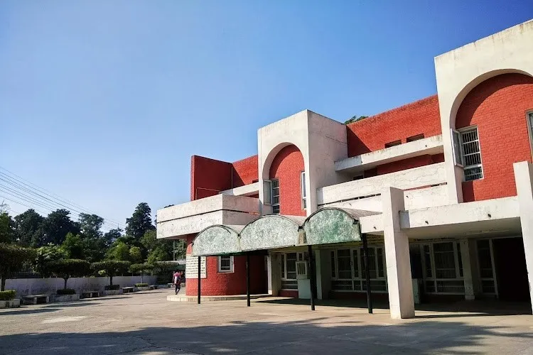 Institute of Mass Communication and Media Technology, Kurukshetra