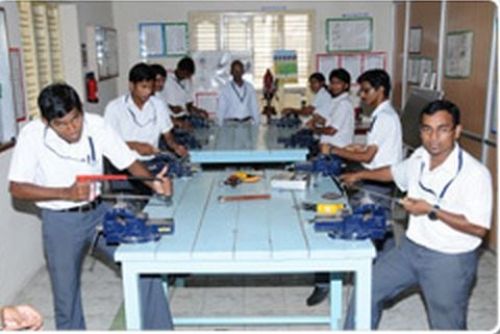 Instrulab Institute of Aviation Technology, Chennai