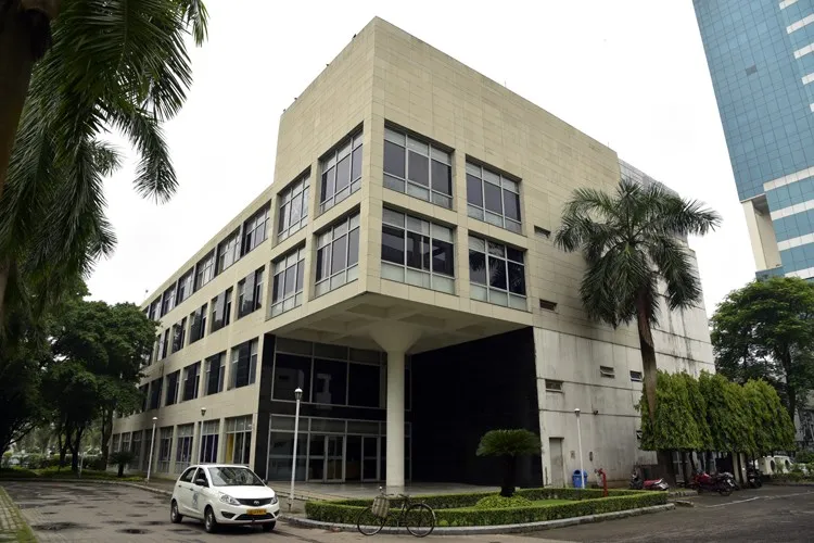 International Management & Analytics School, Kolkata