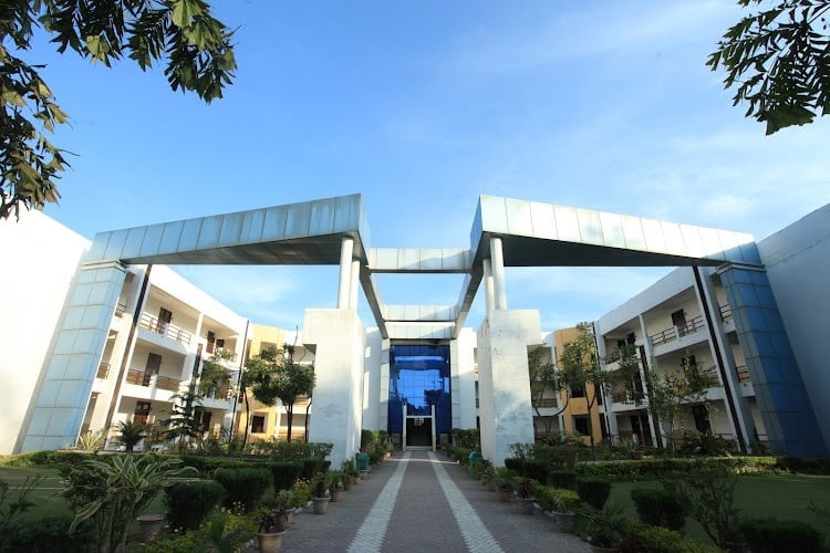 Invertis University, Bareilly