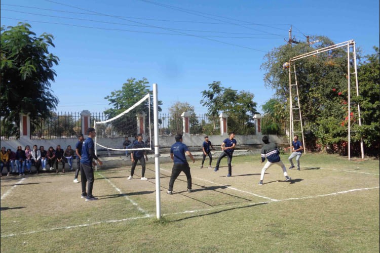 IPS Academy, Sanwer