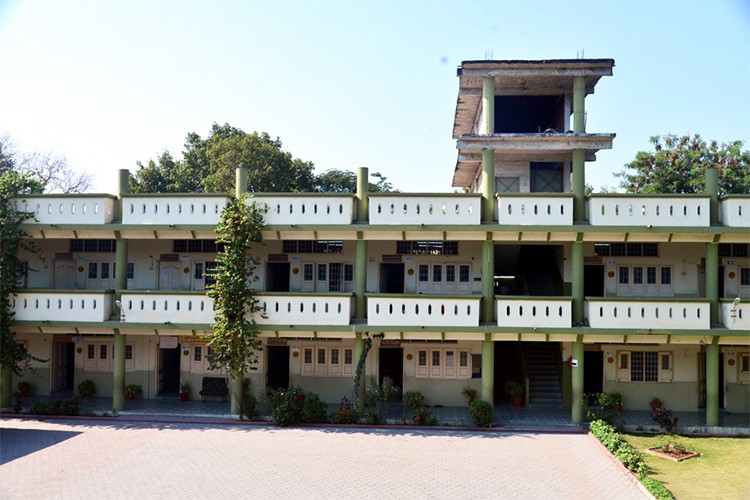 Islamia Karimia College, Indore