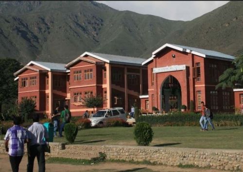 Islamic University of Science and Technology, Pulwama