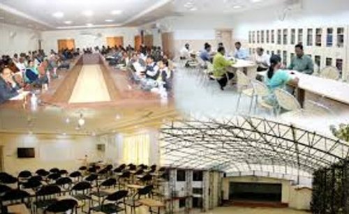 Iswar Saran Degree College, Prayagraj