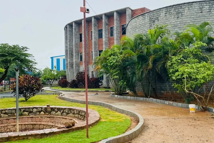 IZee Business School, Bangalore