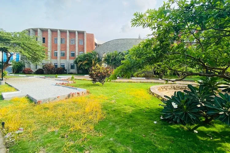 IZee Business School, Bangalore