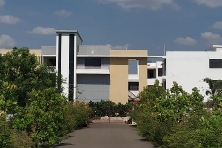 Jagadguru Shankaracharya College of Nursing, Raipur