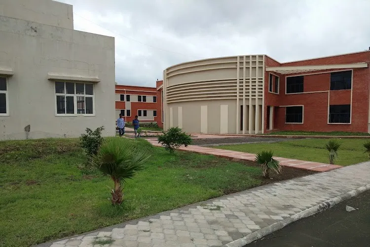 Jagran Lakecity Business School, Bhopal