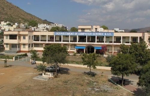 Janardan Rai Nagar Rajasthan Vidyapeeth, Department of Computer Science and Information Technology, Udaipur