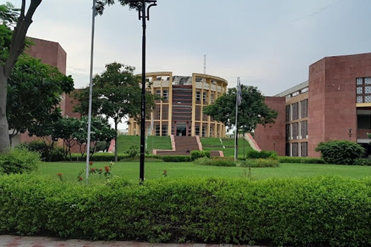 JK Lakshmipat University, Jaipur