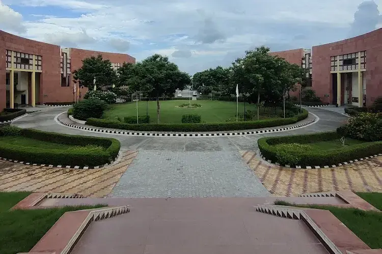 JK Lakshmipat University, Jaipur