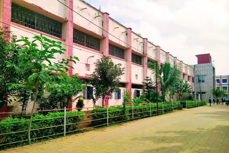Maa Manikeswari University, Bhawanipatna