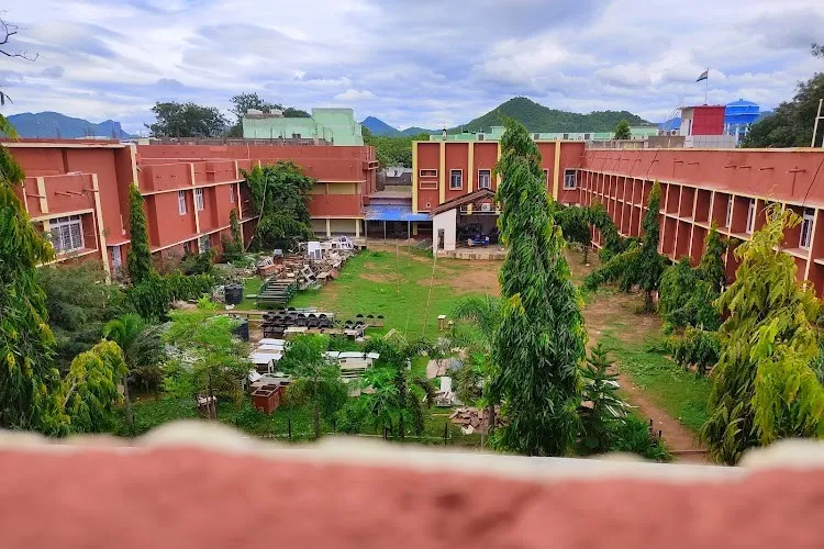 Maa Manikeswari University, Bhawanipatna