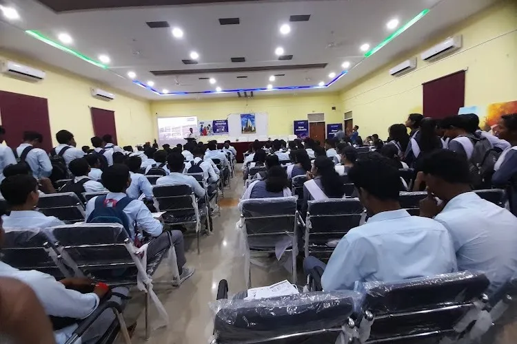 Maa Manikeswari University, Bhawanipatna