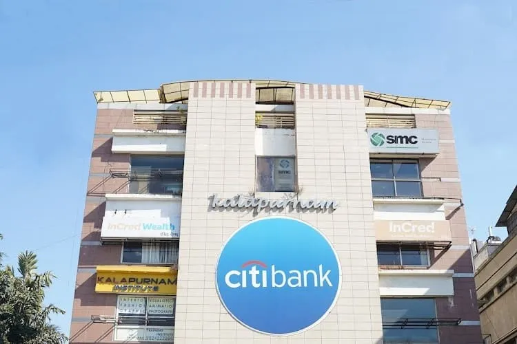 Kalapurnam Institute, Ahmedabad