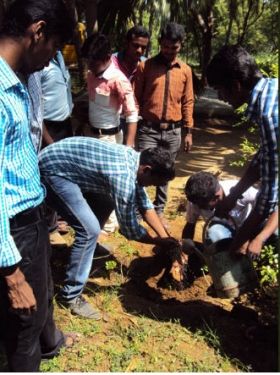 Kalvithanthai AKR Sourashtra Teachers College, Sivaganga