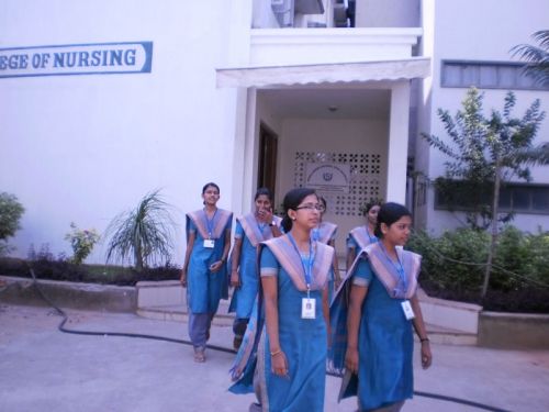 Kamineni School of Nursing, Hyderabad