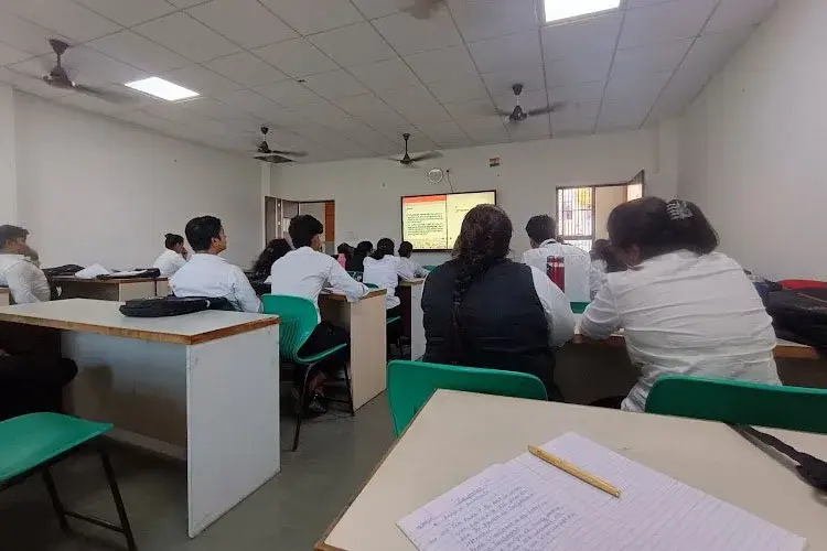 Kamkus College of Law, Ghaziabad