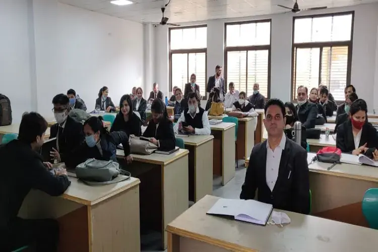 Kamkus College of Law, Ghaziabad