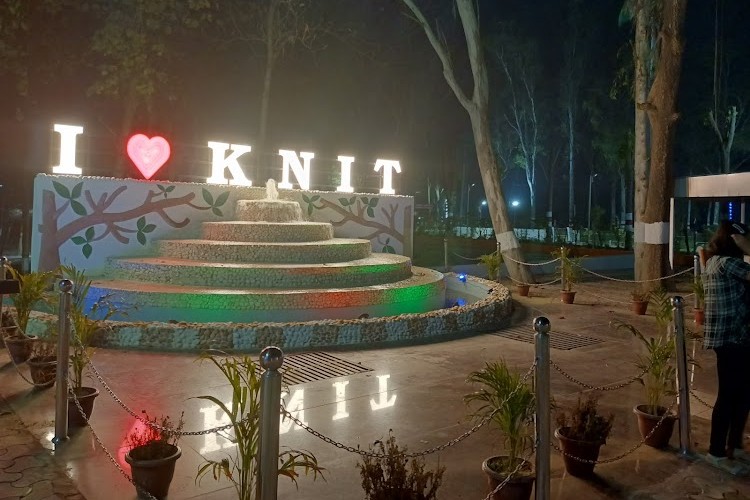 Kamla Nehru Institute of Technology, Sultanpur