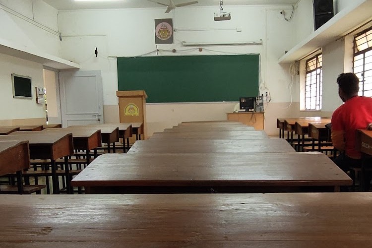KLE Society's Gurusiddappa Kotambri Law College, Hubli