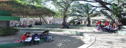 KLE Society's Raja Lakhamagouda Science Institute, Belagavi