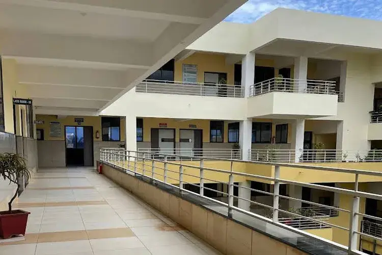 KLE University's College of Pharmacy, Belgaum