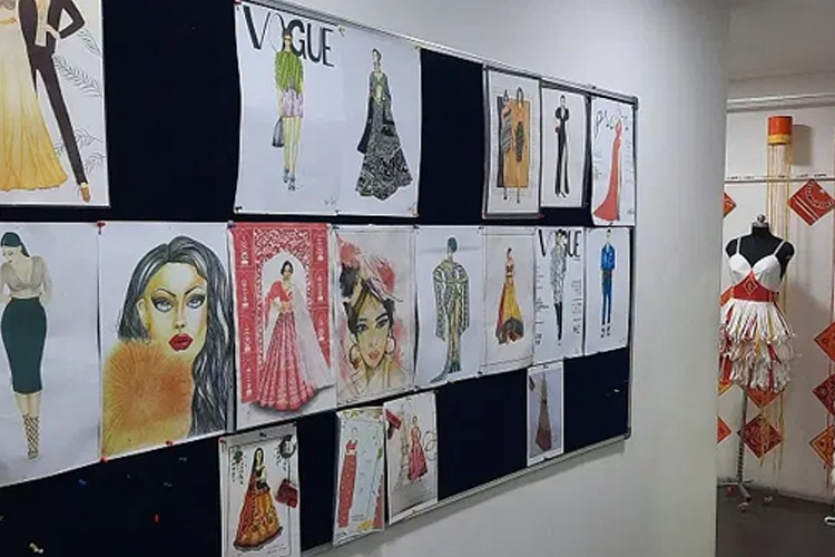 Krishna Institute of Fashion Design, Indore