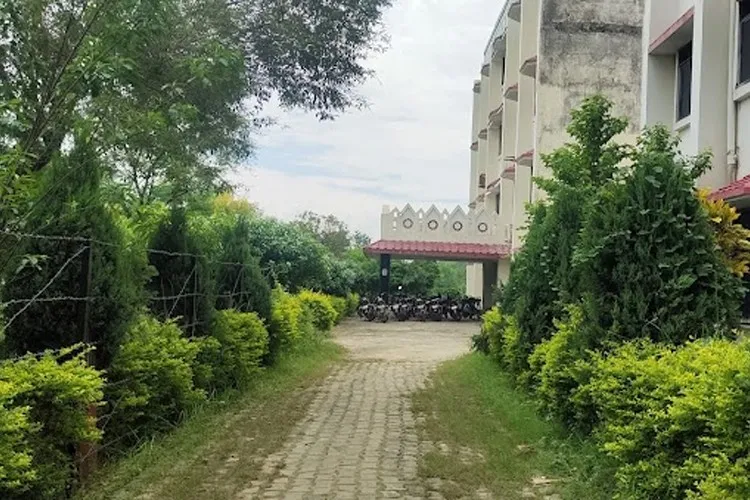Kunwar Haribansh Singh College of Pharmacy, Jaunpur