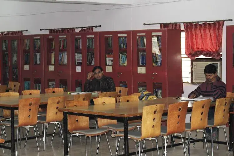 L.N. Medical College and Research Centre, Bhopal