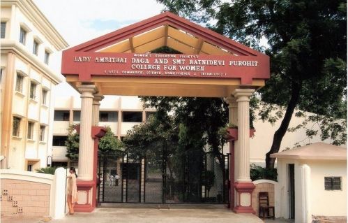 Lady Amritbai Daga College, Nagpur