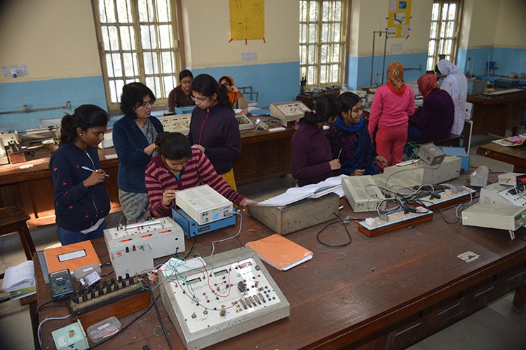 Lady Brabourne College, Kolkata