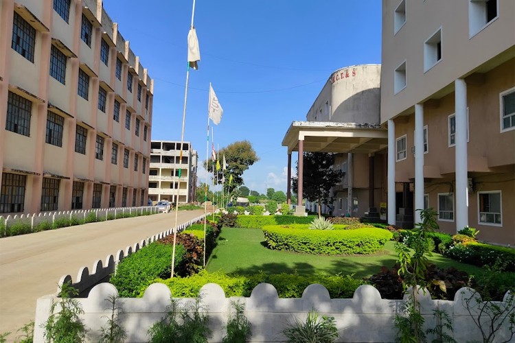 Lakshmi Narain College of Technology & Science, Bhopal