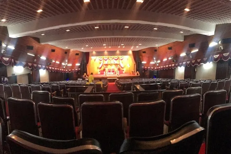 Lala Lajpat Rai College of Commerce and Economics, Mumbai