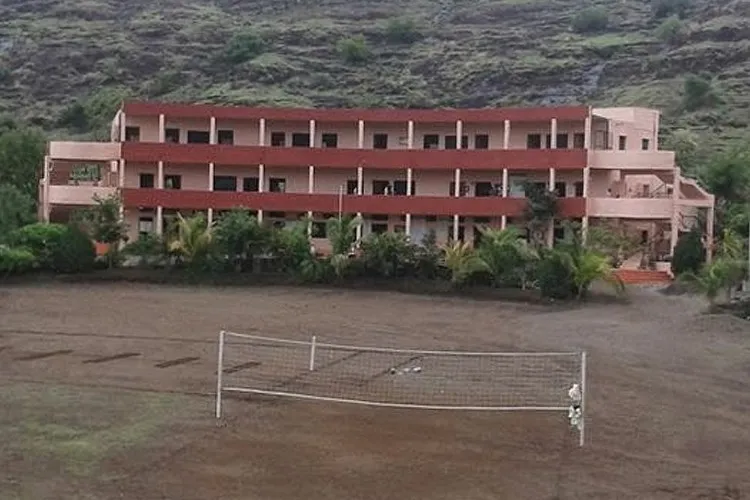 Late Annasaheb R.D. Deore Arts and Science College, Dhule