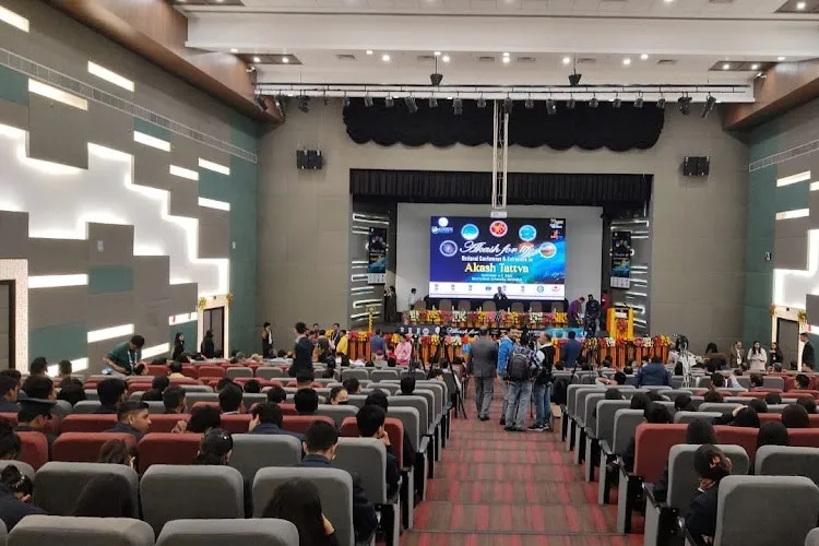 Law College Dehradun, Dehradun