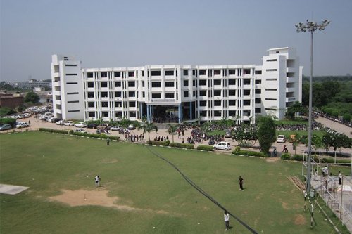 LJ School of Law, Ahmedabad