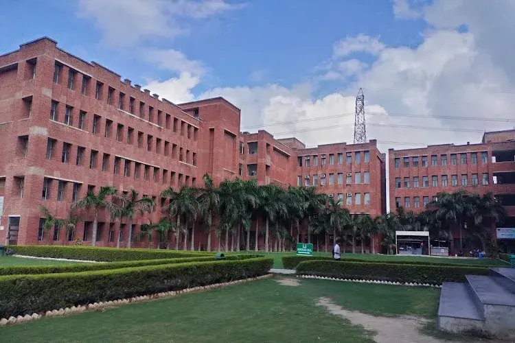 Lloyd Business School, Greater Noida