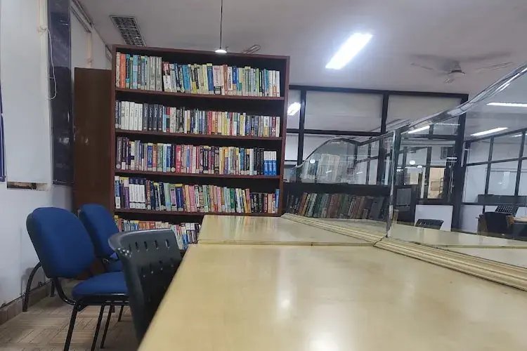 Lloyd Institute of Management and Technology, Greater Noida