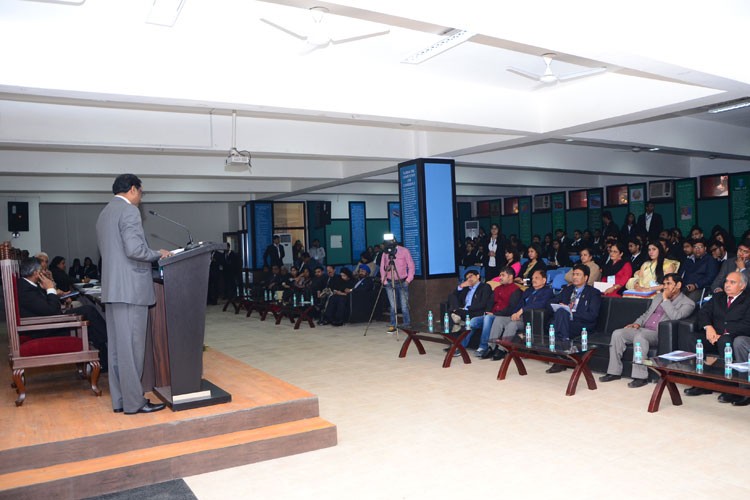 Lloyd Institute of Management and Technology (Pharm.), Greater Noida