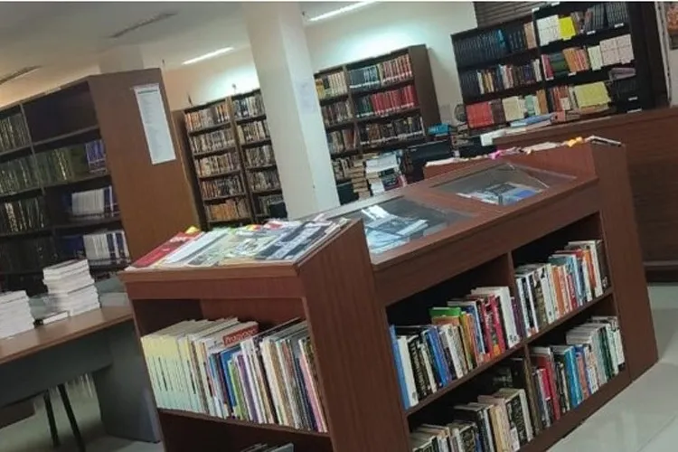 Lloyd School of Law, Greater Noida