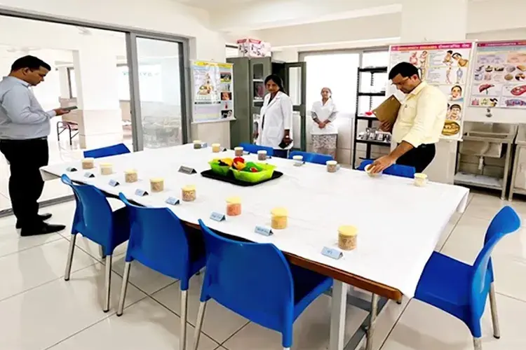 Lokmanya College, Ahmedabad