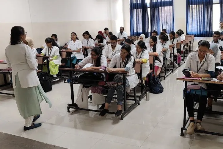 Lokmanya Tilak College of Physiotherapy, Navi Mumbai
