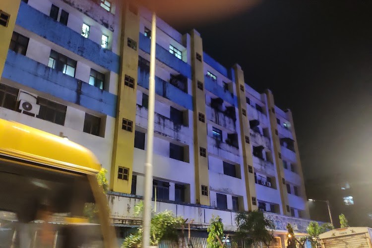 Lokmanya Tilak Municipal Medical College, Mumbai